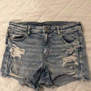 American Eagle MIDI Shorts size 14